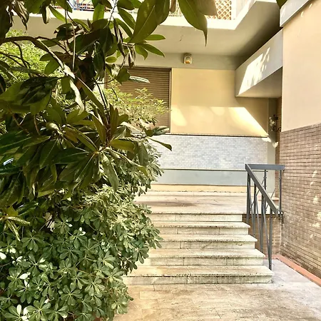 Luxury With 2 Bedrooms - Center - Residenza Michelangelo 公寓 *