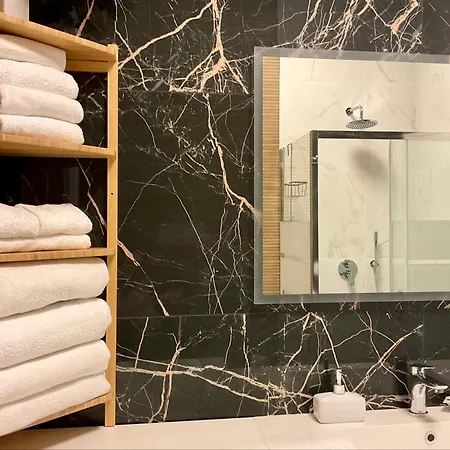 公寓 Luxury With 2 Bedrooms - Center - Residenza Michelangelo