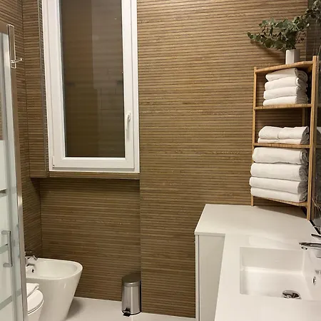Luxury With 2 Bedrooms - Center - Residenza Michelangelo 公寓 *