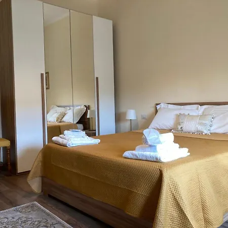 Luxury With 2 Bedrooms - Center - Residenza Michelangelo 公寓