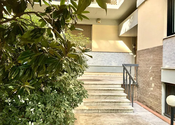 Luxury With 2 Bedrooms - Center - Residenza Michelangelo 公寓 *