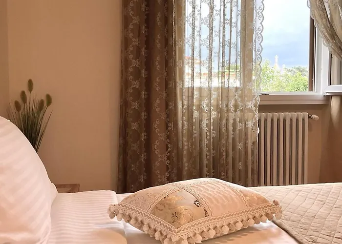 Luxury With 2 Bedrooms - Center - Residenza Michelangelo 公寓 *