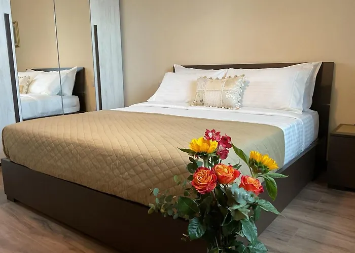 Luxury With 2 Bedrooms - Center - Residenza Michelangelo 公寓 *