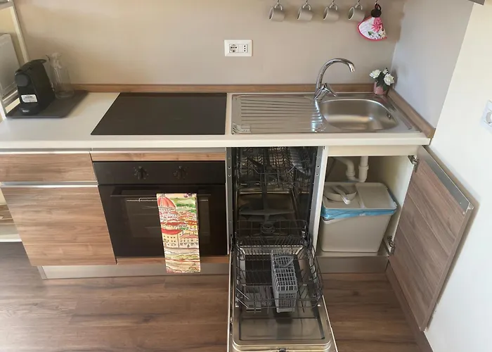 Luxury With 2 Bedrooms - Center - Residenza Michelangelo 公寓 *